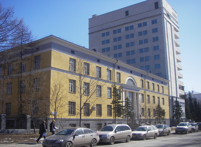 Институт математики и механики УрО РАН)